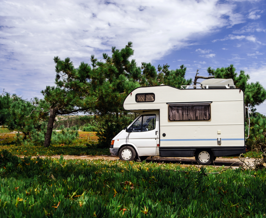 Découvrez les Meilleurs Emplacements pour du Camping dans l'Hérault : Aventure et Détente Garantis !
